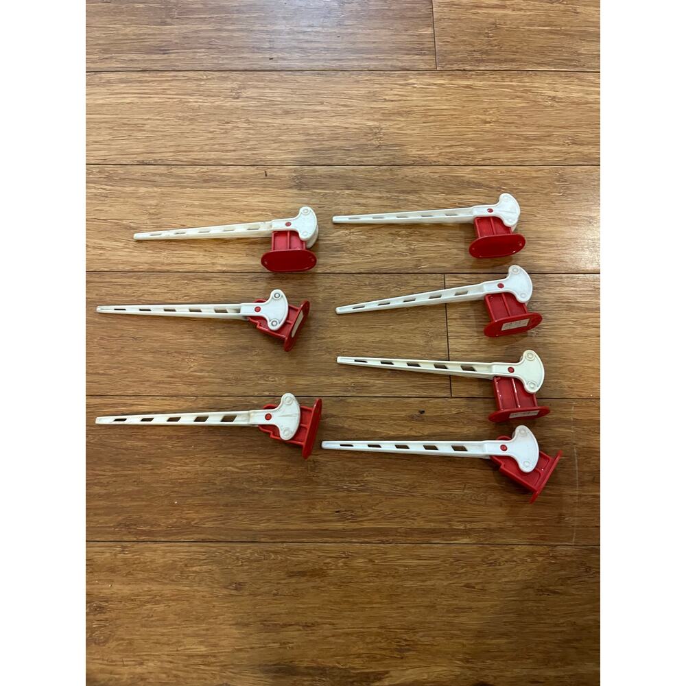 Vintage Bachmann brothers Inc. railroad crossing gate lot of 7- Preowned